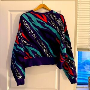 NWT Nike Hi-Lo crew neck sweatshirt